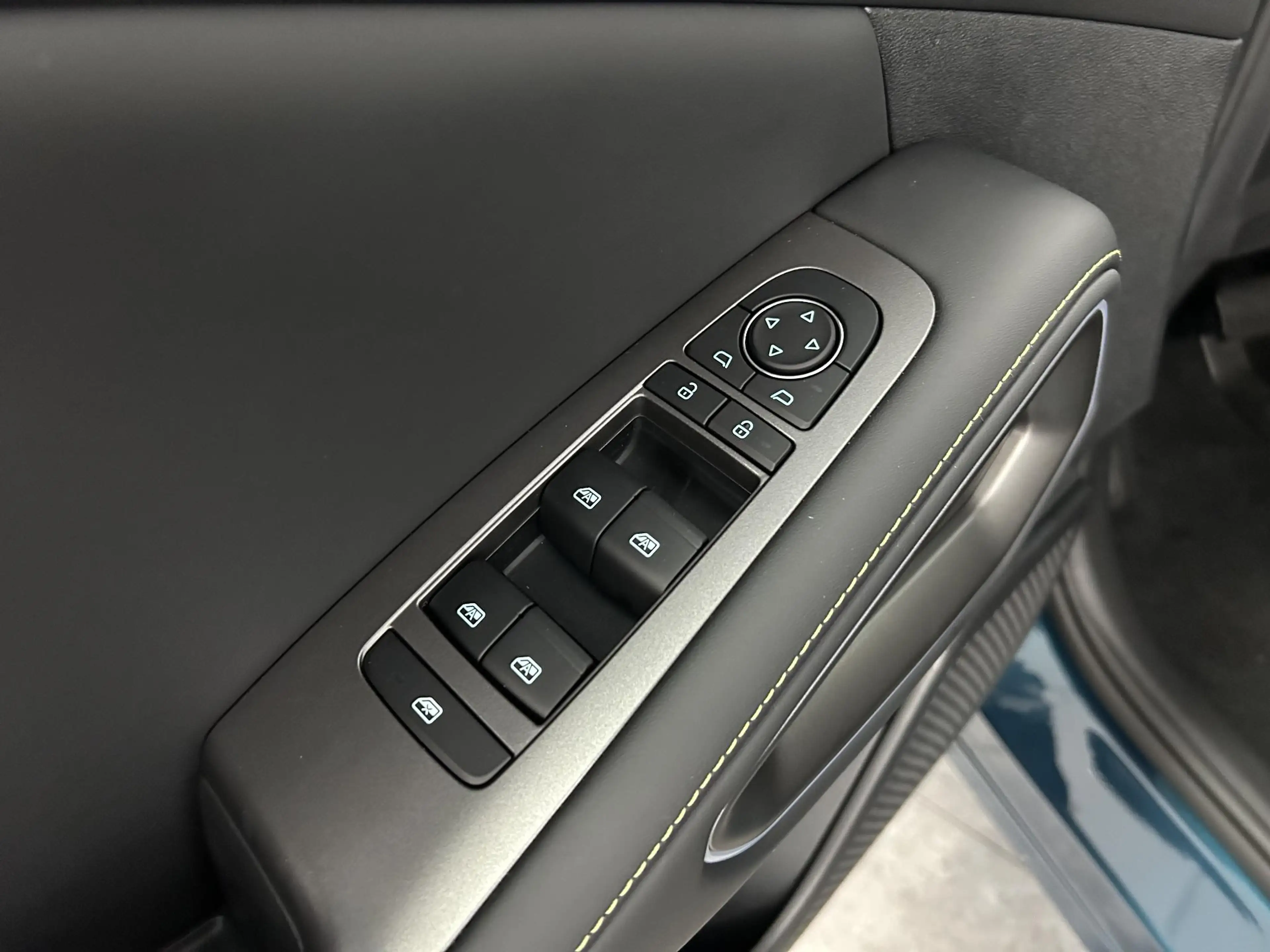 BYD Atto 2 1.5 DM-i Active Midnight Blue | VOORRAAD VOORDEEL — photo 21