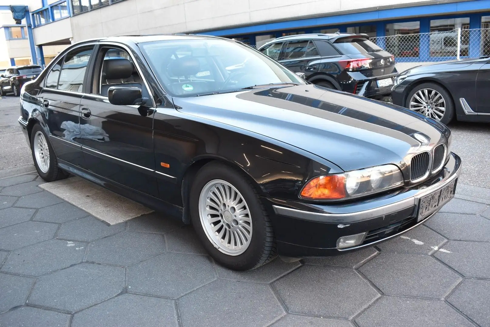 BMW 523 i Leder*Tüv2026*Full Option*Orginal Km Noir - 1