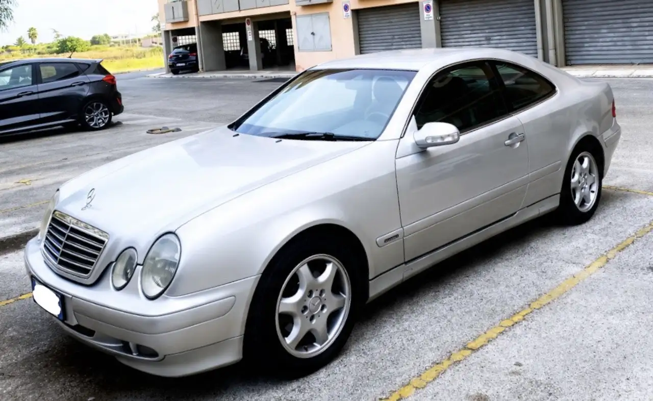 Mercedes-Benz CLK 200 Coupe Avantgarde, foto 1