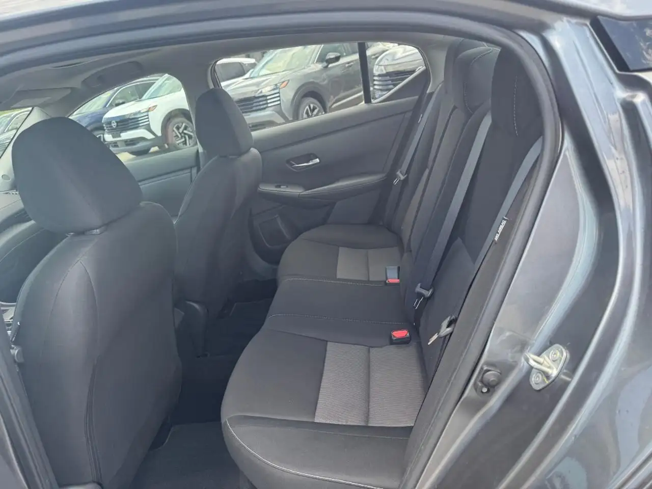 Nissan Sentra photo Nissan Sentra
