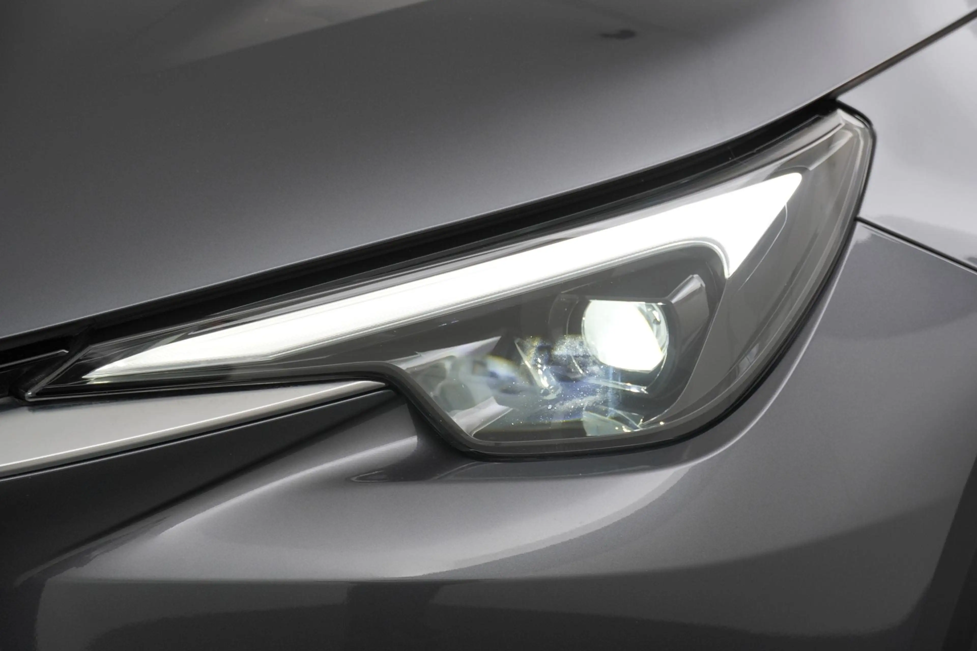 Lexus LBX Emotion 2WD 1.5 Hybrid | Tech Pack | Leder | Navig — photo 13