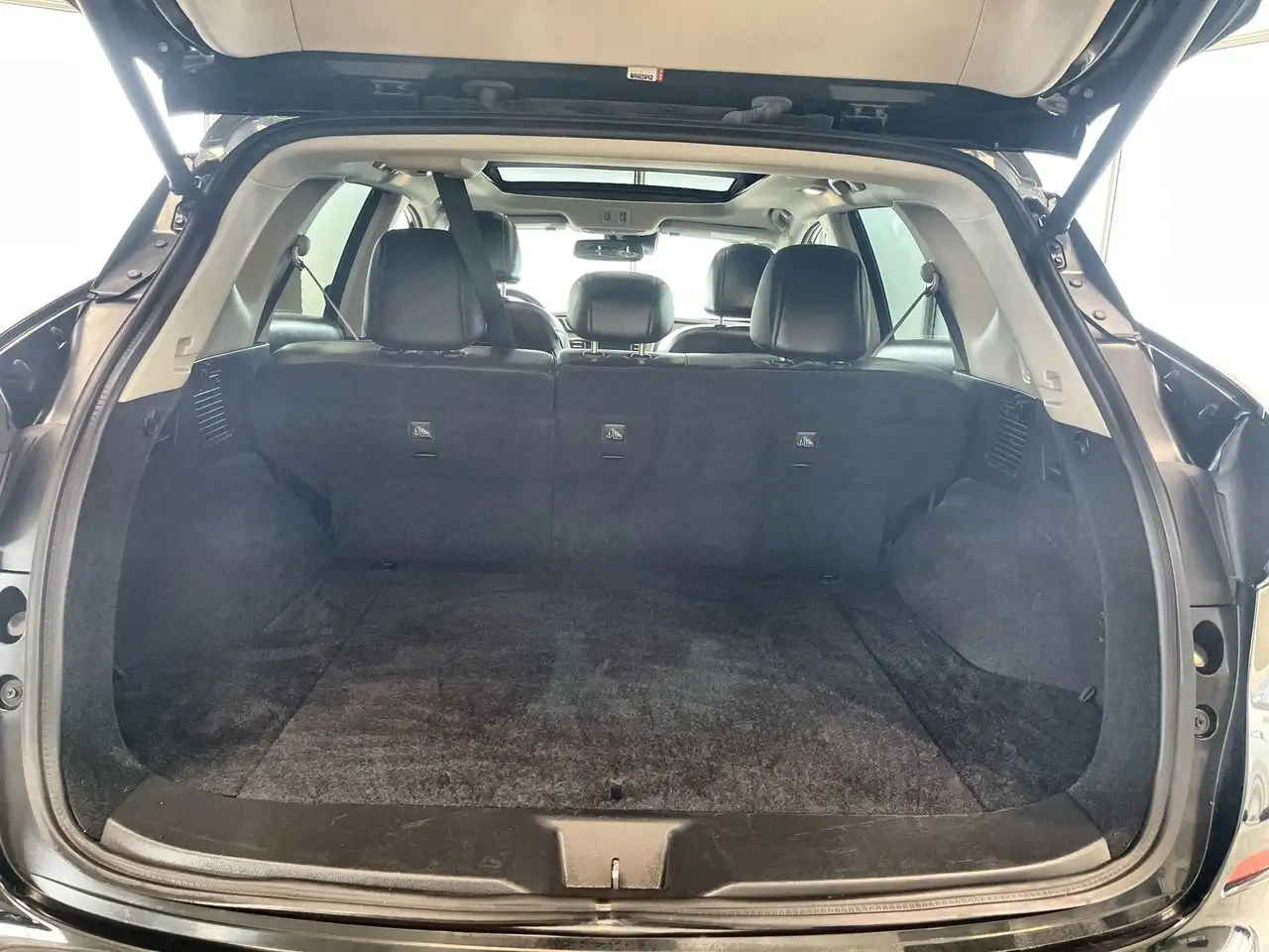 Nissan Murano снимка Nissan Murano