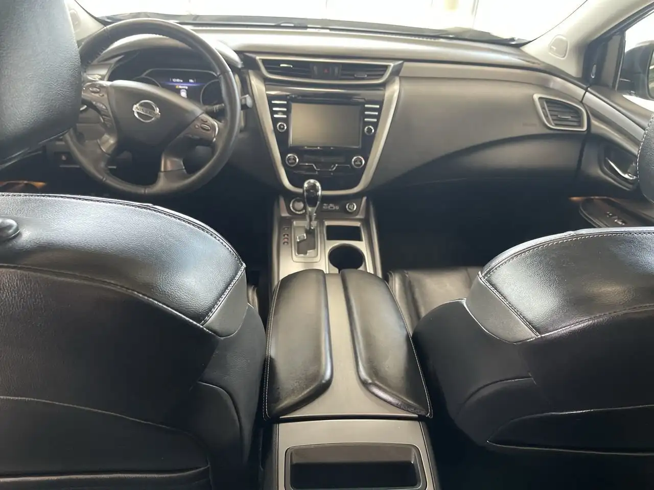 Nissan Murano снимка Nissan Murano