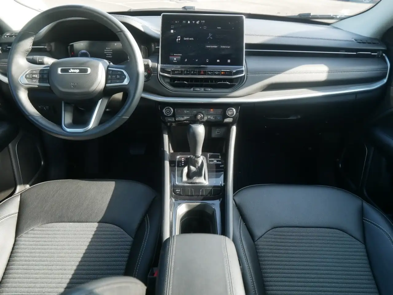 Jeep Compass ALTITUDE e-HYBRID 1.5l 130PS AT SICHERHEIT WINTER 20