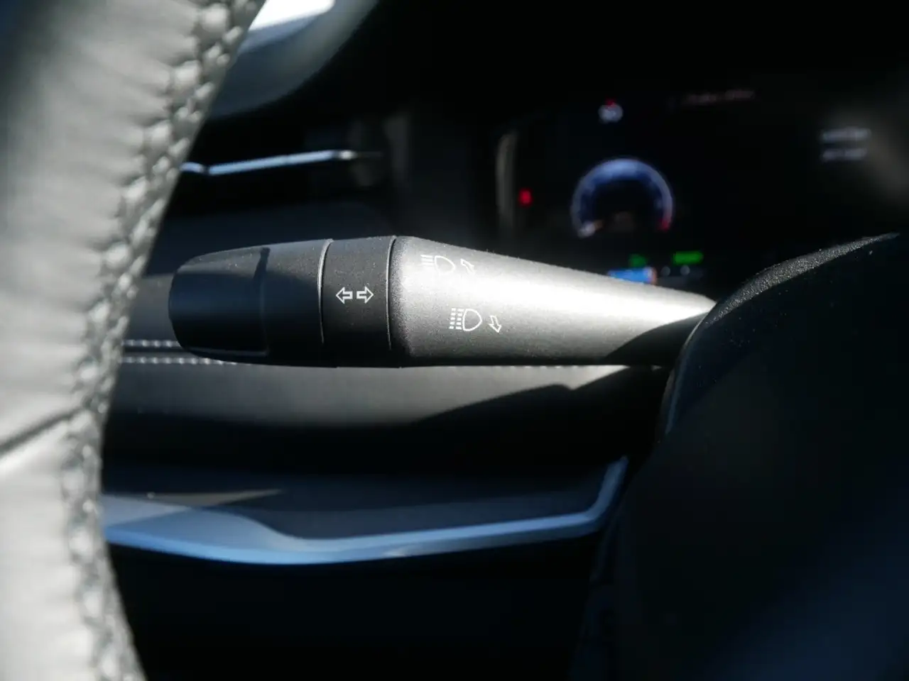 Jeep Compass ALTITUDE e-HYBRID 1.5l 130PS AT SICHERHEIT WINTER 27