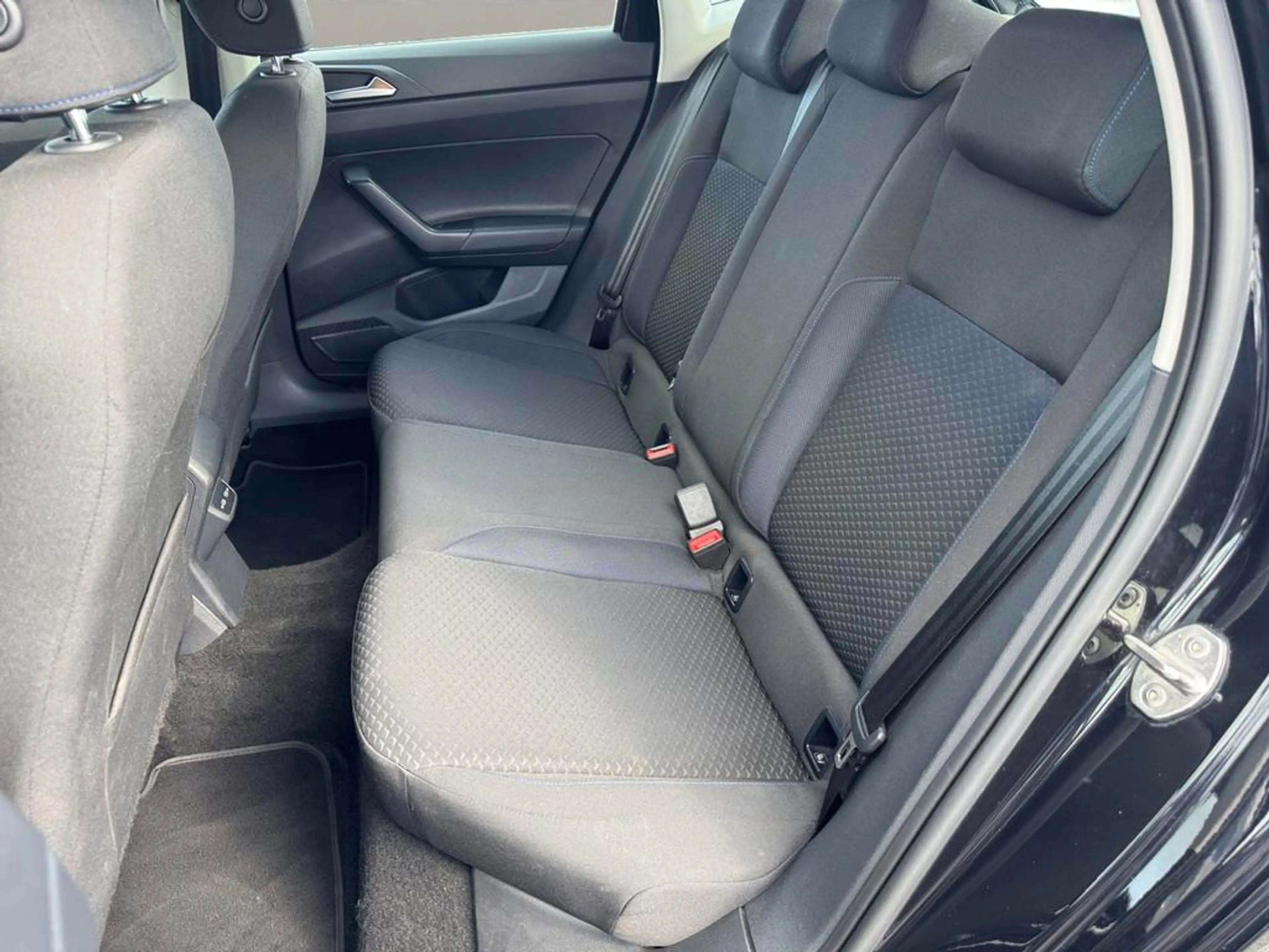 Volkswagen Polo Polo UNITED 1.0 59 kW (80 ch) 5 vitesses manuel — photo 11