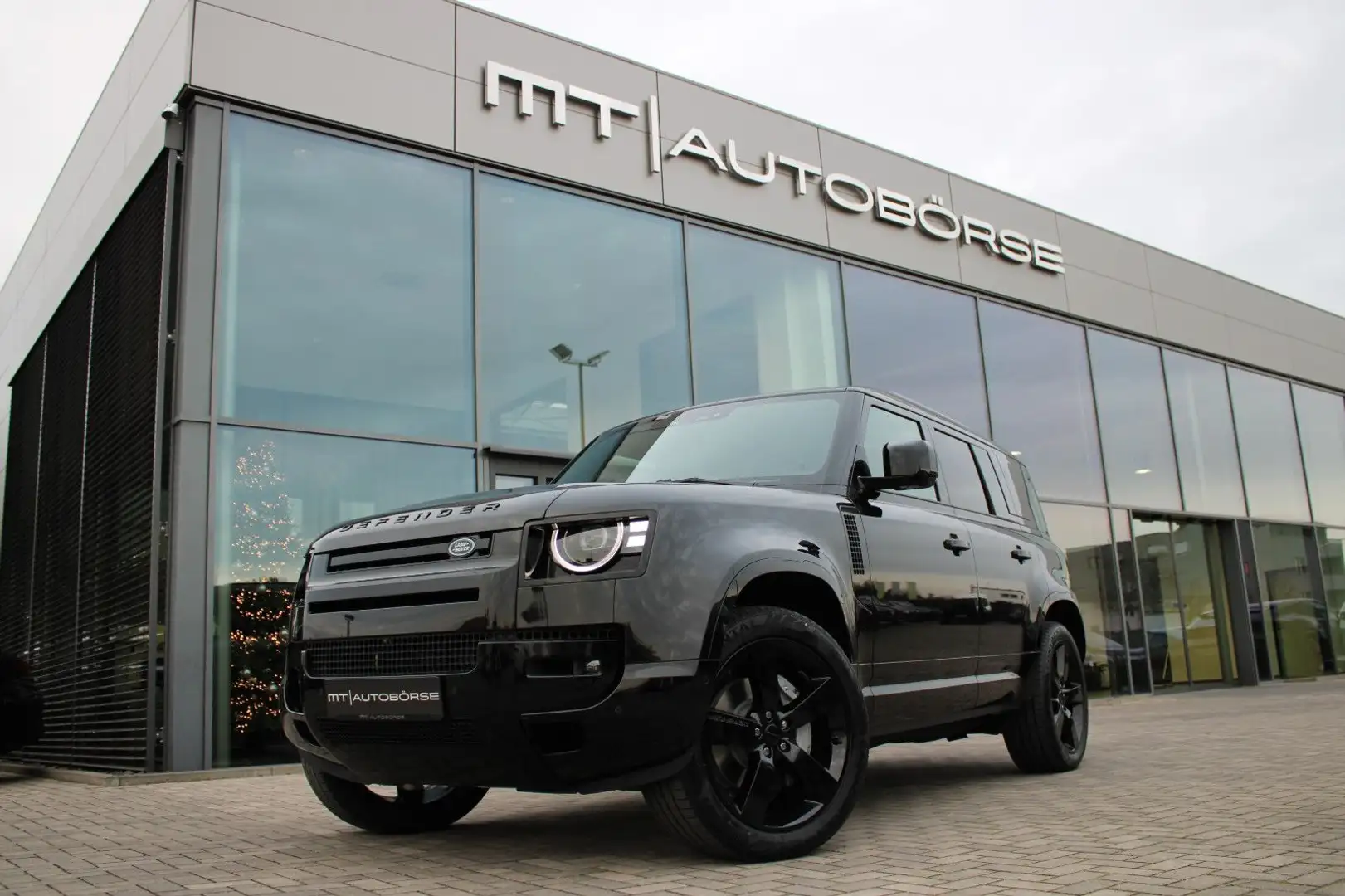 Land Rover Defender DEFENDER 110 D350 *X-DYNAMIC HSE* FACELIFT 2026! Noir - 1