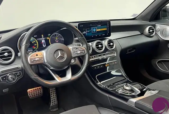 Mercedes-Benz C Class view 7