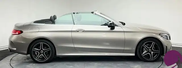 Mercedes-Benz C Class view 4