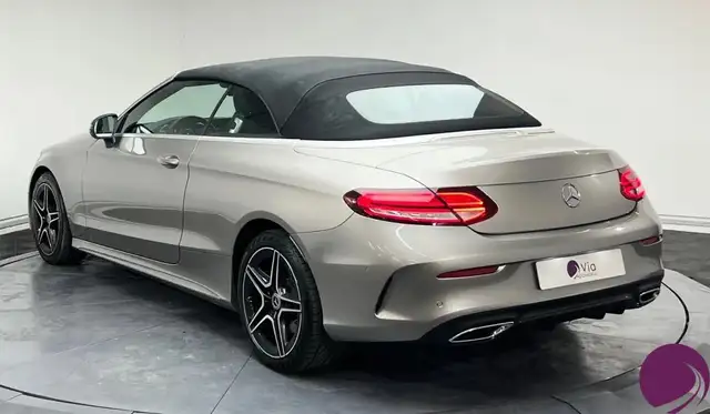 Mercedes-Benz C Class view 6