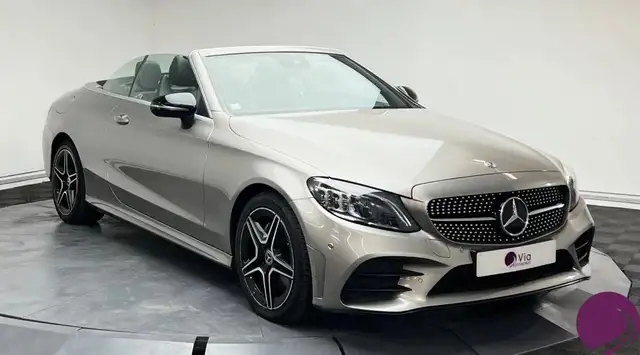 Mercedes-Benz C Class view 2