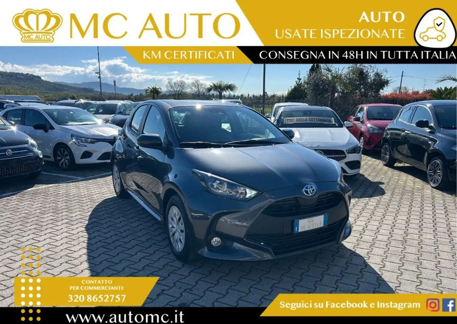 Toyota Yaris 1.5 Hybrid 5 porte Business Grigio - 1