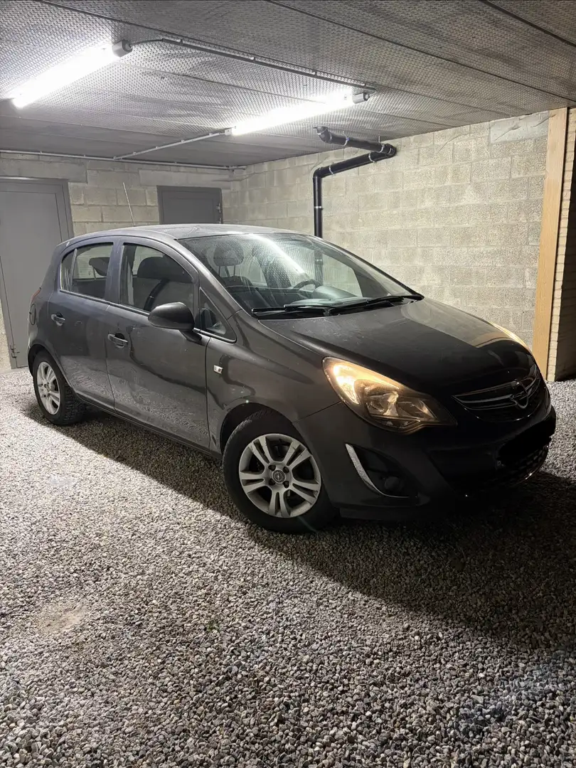 Opel Corsa 1.0i Enjoy - 1