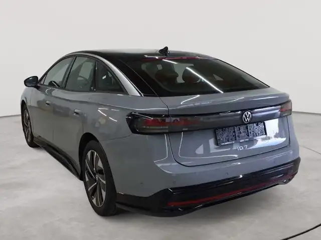 Volkswagen Id.7 view 5