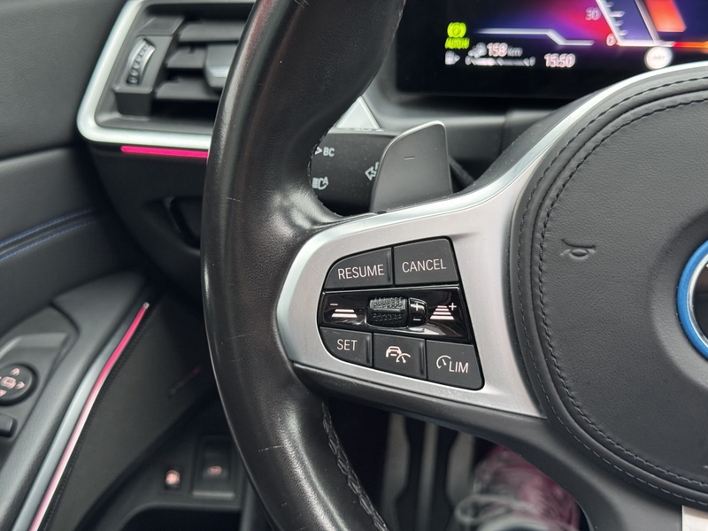 BMW 330 3-Serie Touring 330e M-Sport Pano H&K ACC M340 Tre — photo 11