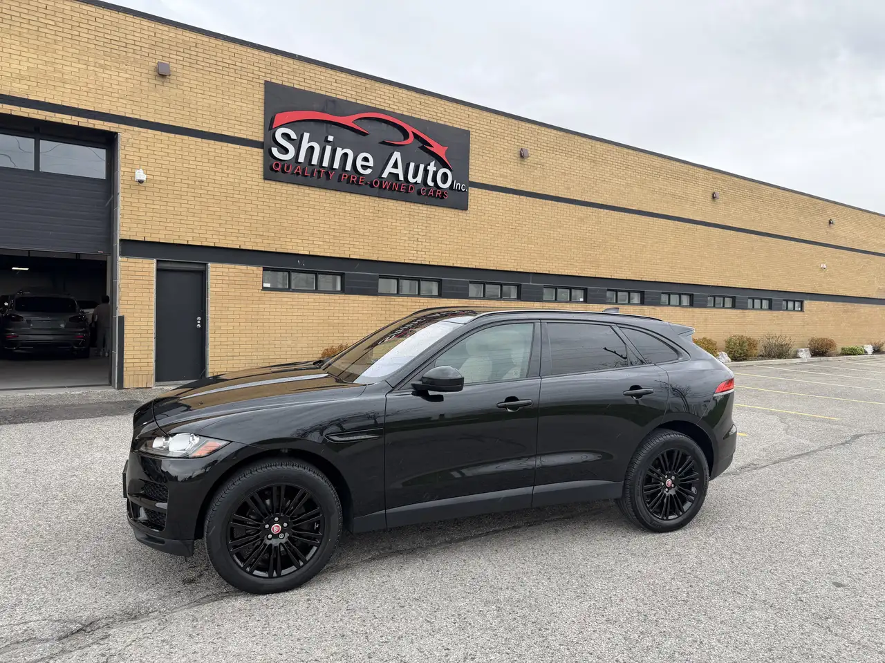 2019 Jaguar F-Pace