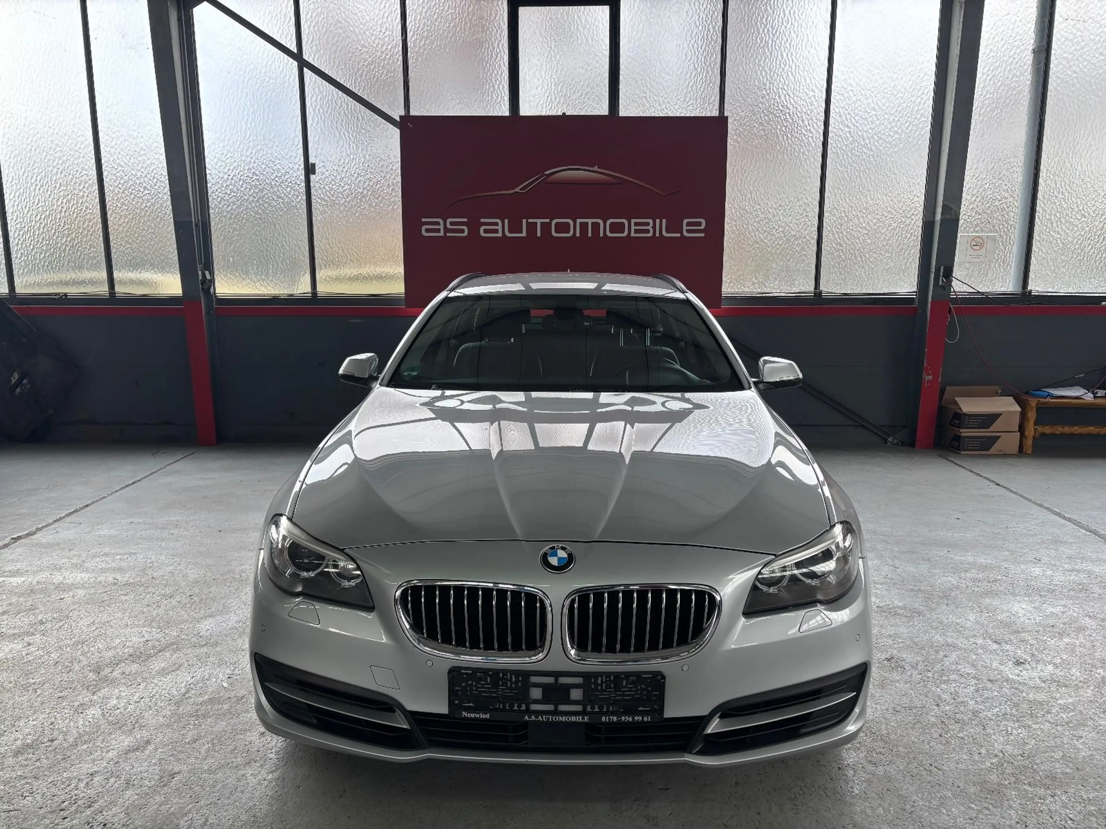 BMW 525 5 Touring 525 d xDrive/Leder/Navi/