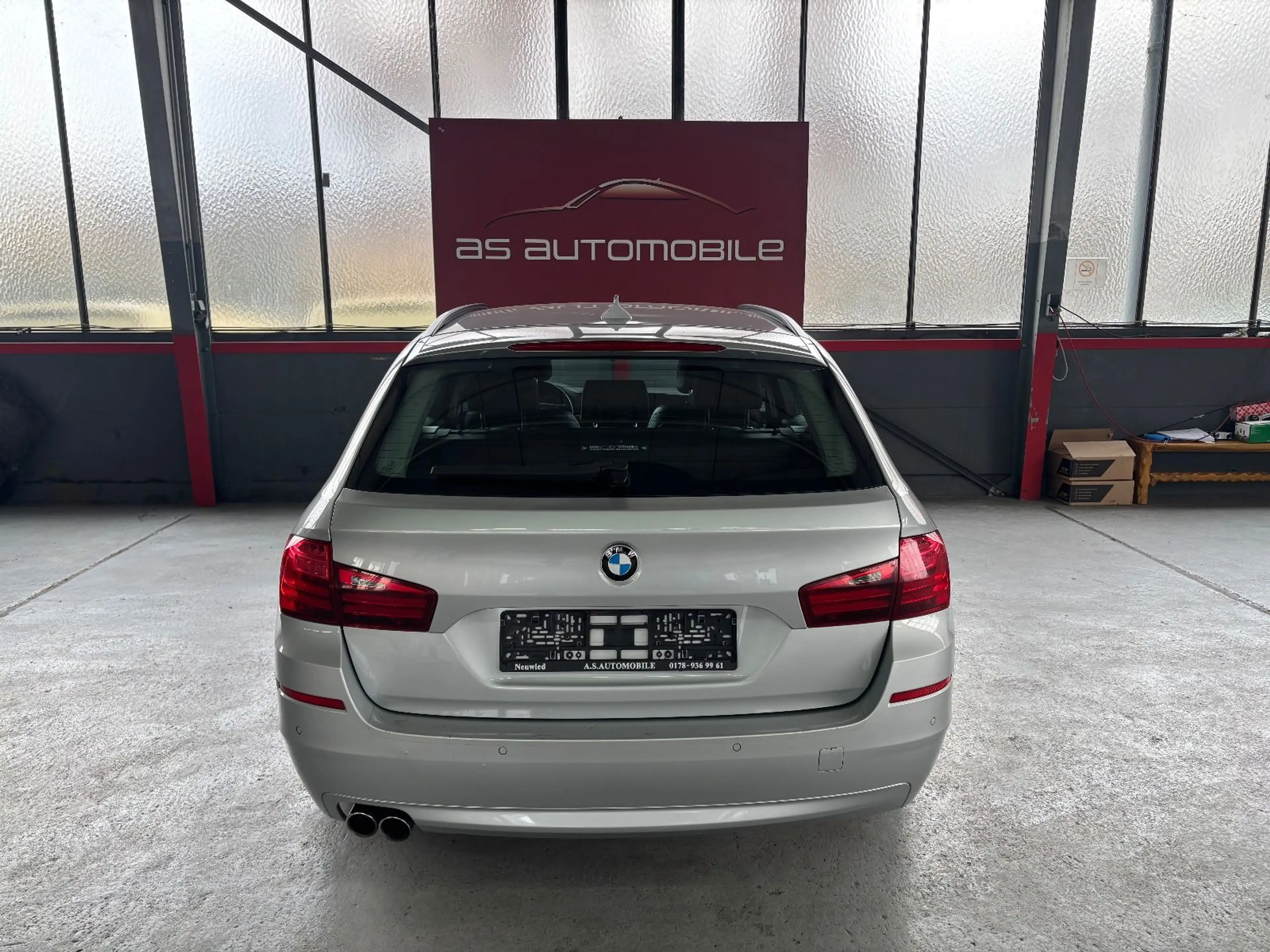 BMW 525 5 Touring 525 d xDrive/Leder/Navi/ — photo 10