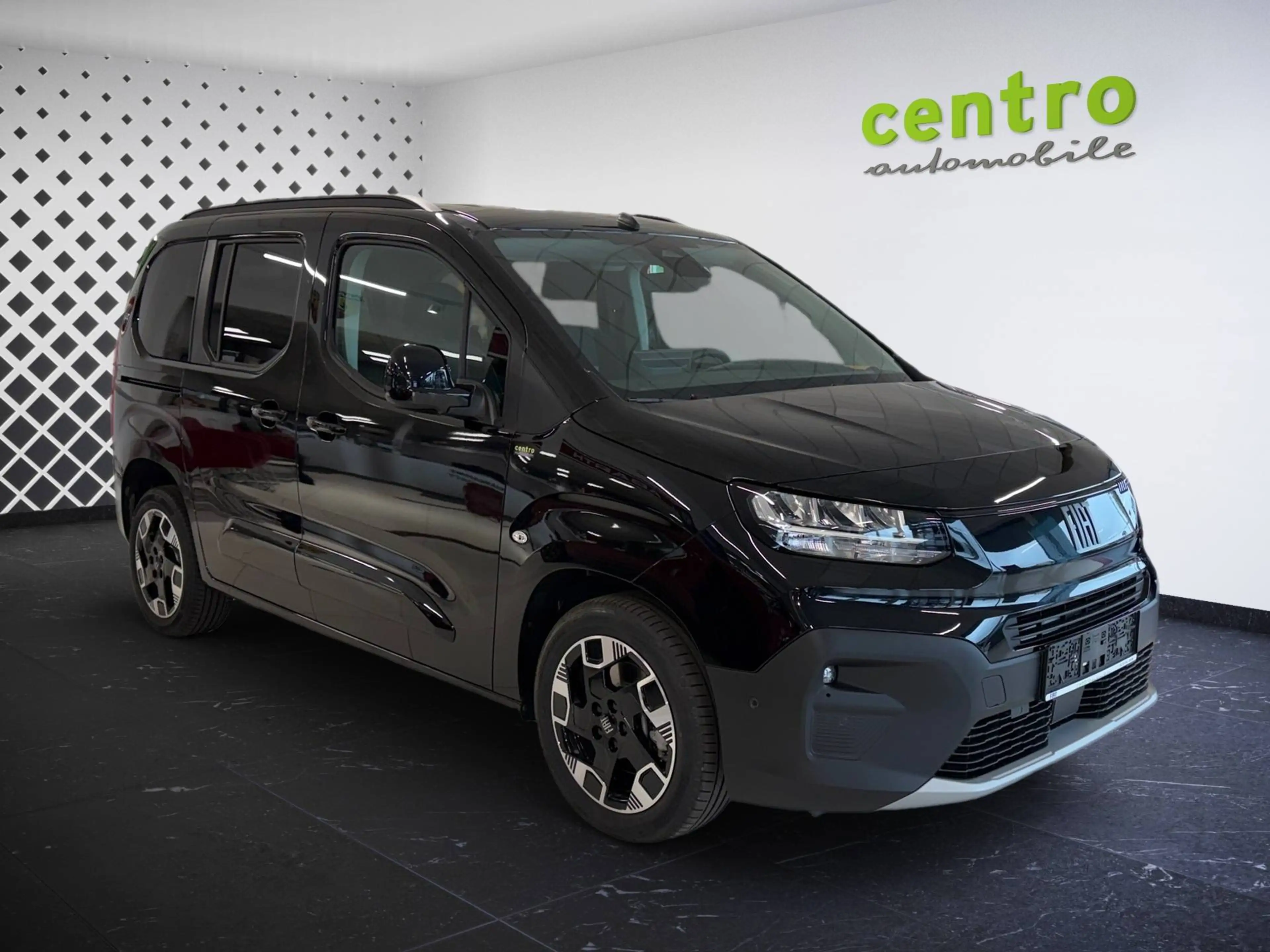Fiat Qubo 5-Sitzer L1 1.5 Diesel 96 kW La Prima — photo 8