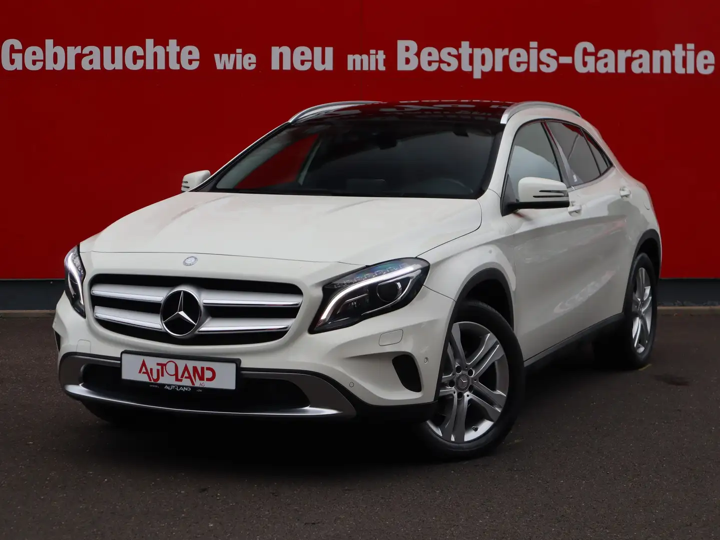 Mercedes-Benz GLA 200 GLA 200d 4Matic Bi-Xenon SHZ Navi Tempomat AHK Weiß - 2
