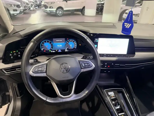 Volkswagen Golf view 12