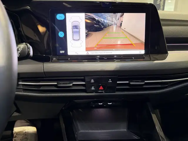 Volkswagen Golf view 14