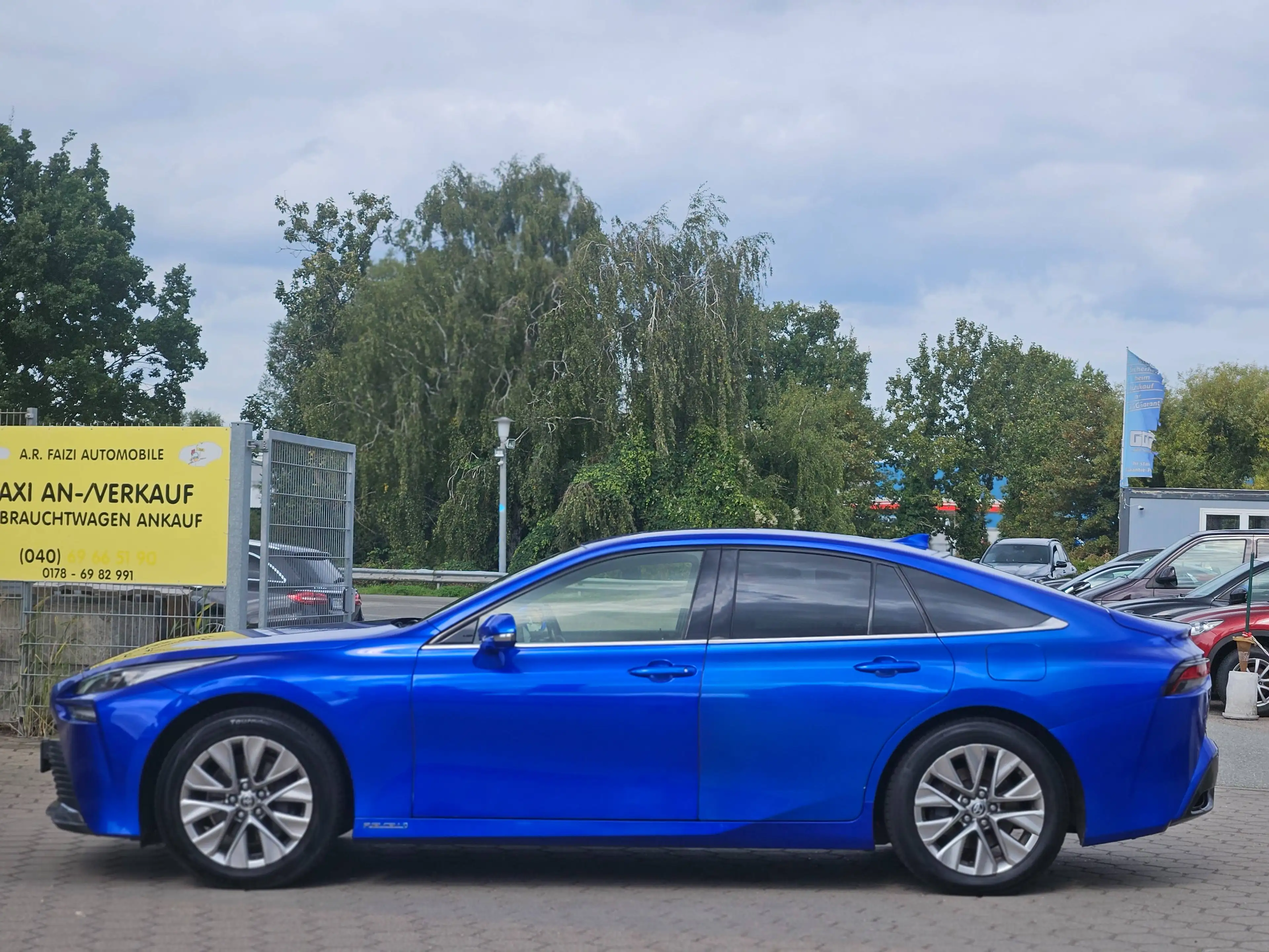 Toyota Mirai Leder TOP-Ausstattung 360° Kamera Navi Parktronik — photo 5