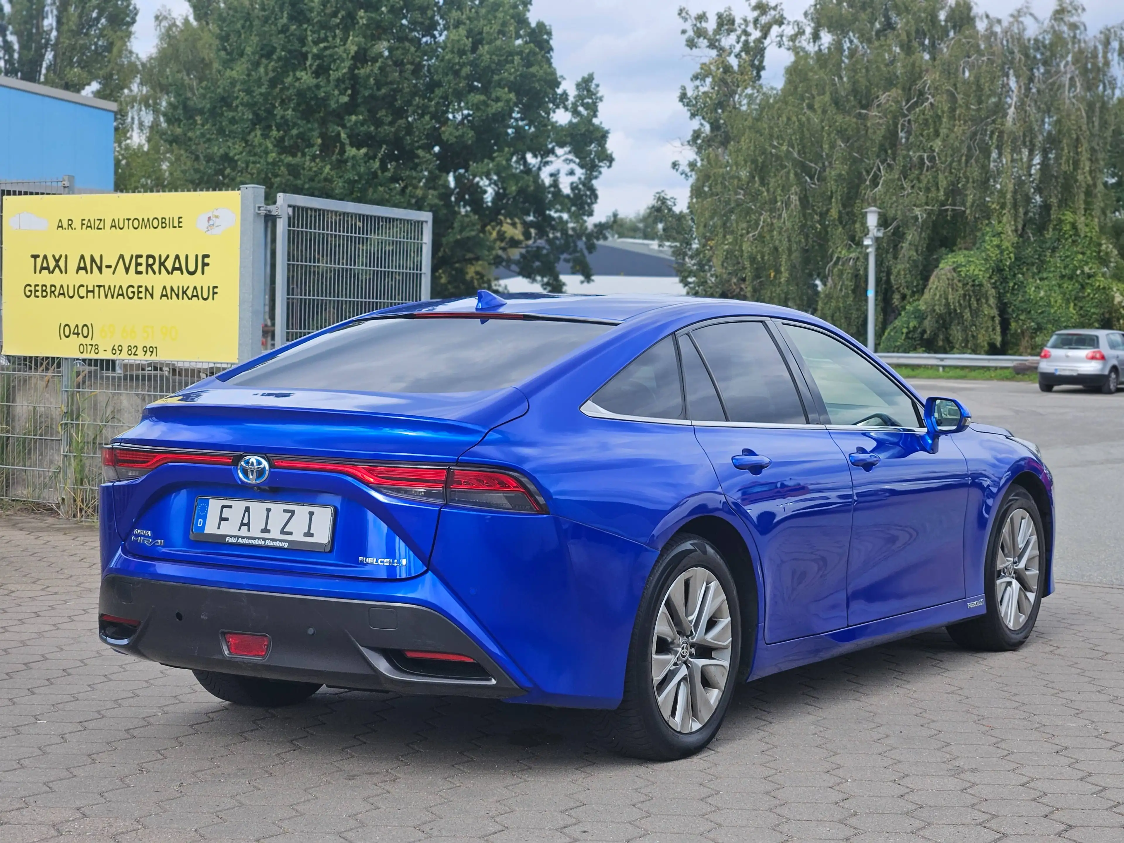 Toyota Mirai Leder TOP-Ausstattung 360° Kamera Navi Parktronik — photo 8