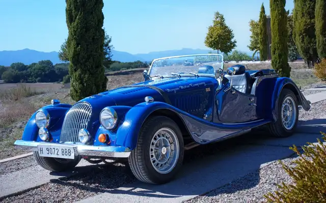 Morgan Plus 8