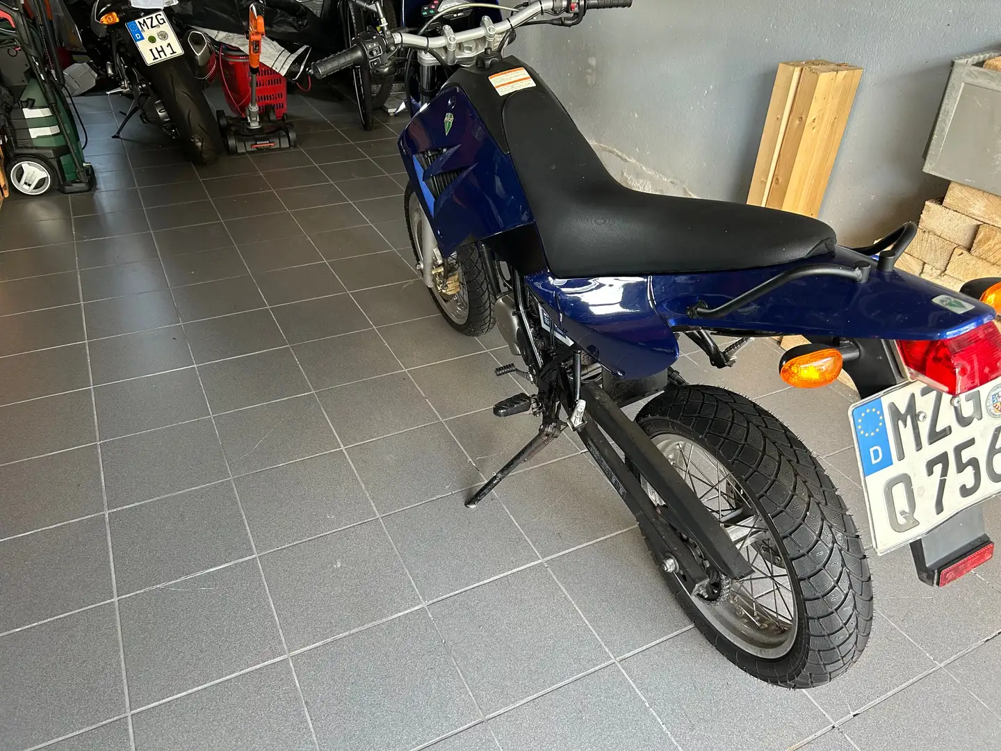 MZ 125 SM Kék - 1
