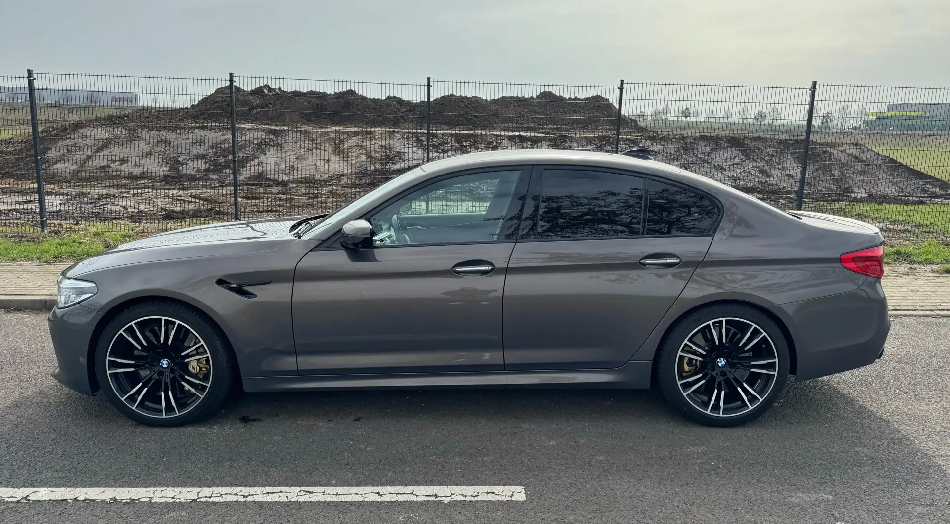 BMW M5 Carbon Grey - 2