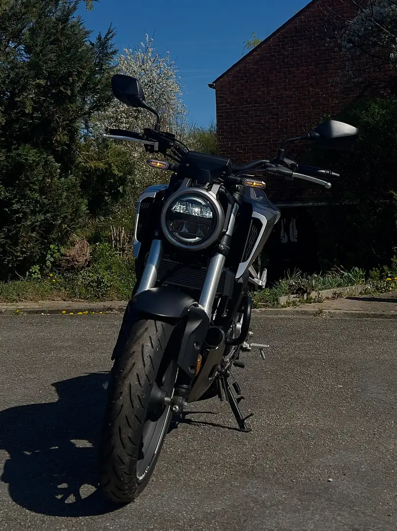 Honda CB 125 CB125R 2018 — 823 km — Ligne Arrow Noir - 1