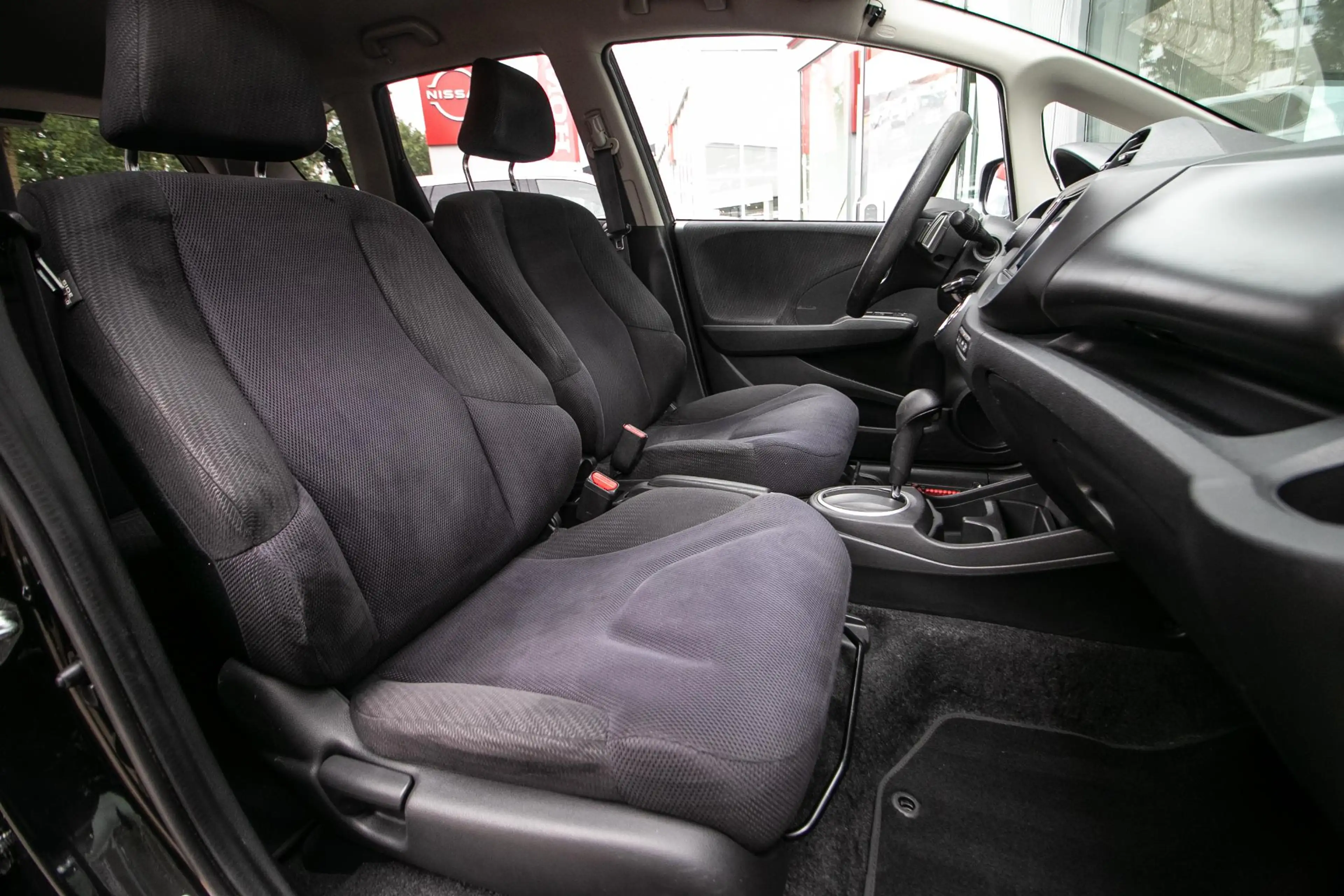 Honda Jazz 1.4 Hybrid Business Mode - Apple Carplay / Android — photo 6