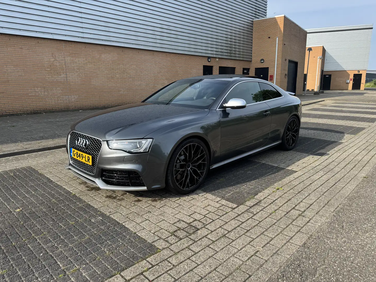 Audi RS5 4.2 FSI quattro Grijs - 1
