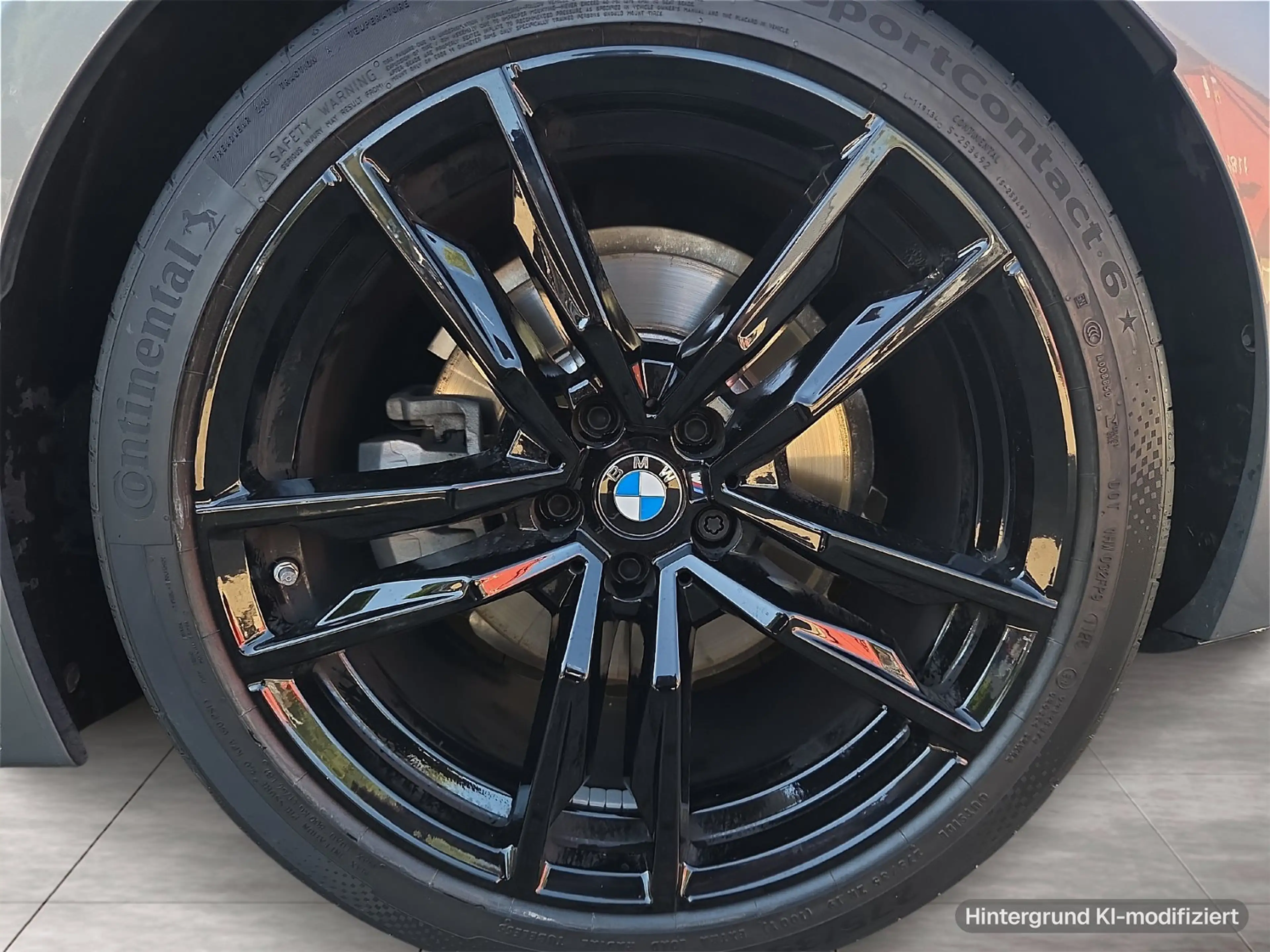 BMW Z4 sDrive20i — photo 6