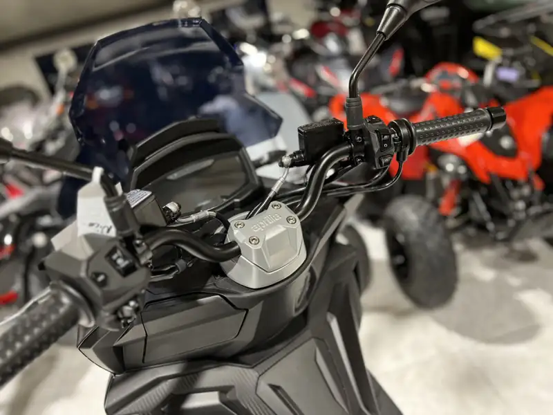 Aprilia SR 125 - foto 5