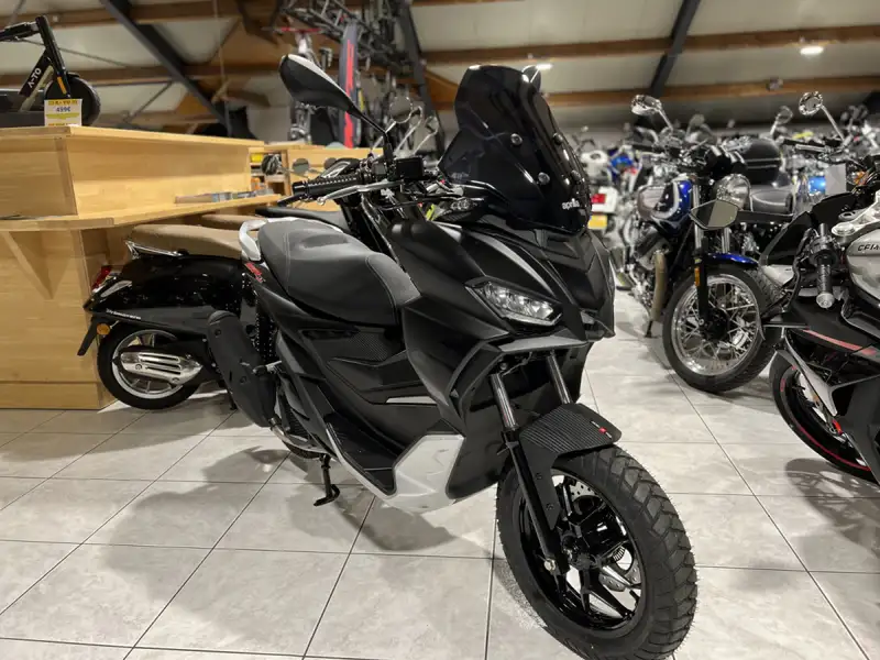 Aprilia SR 125 - foto 6