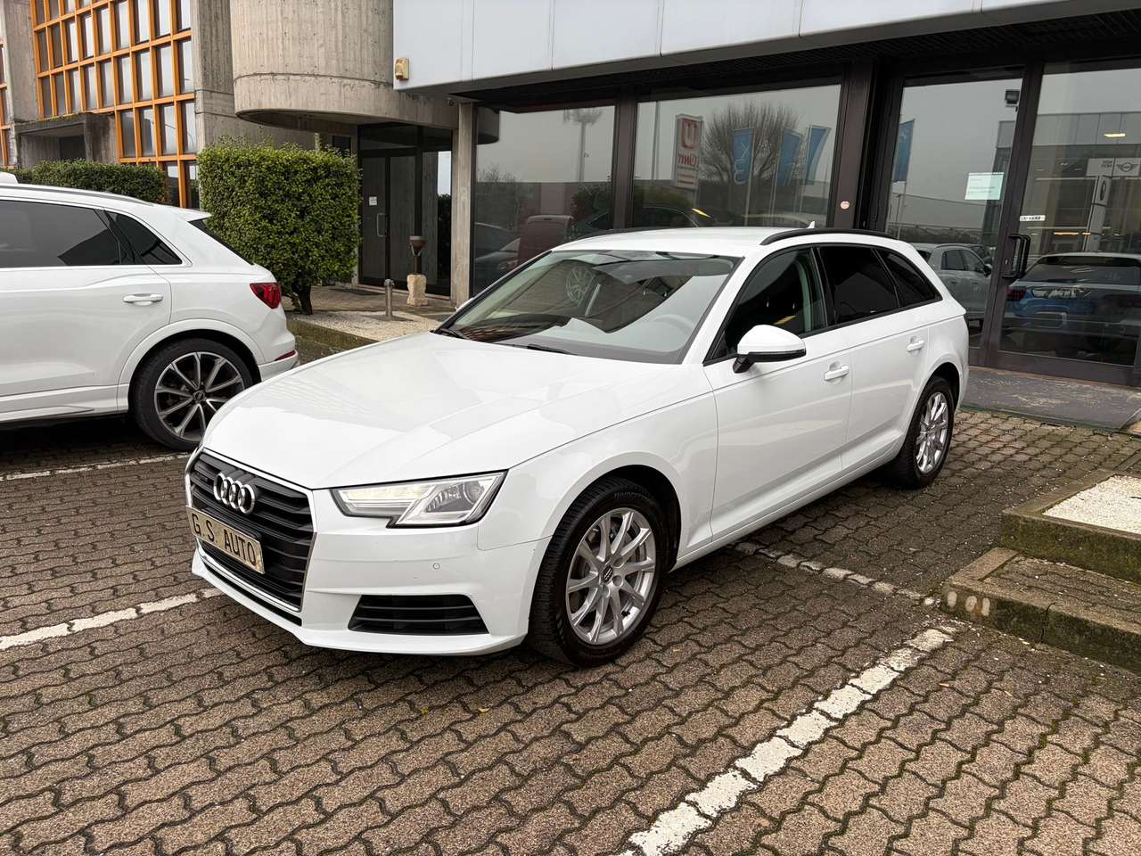 Audi A4 Avant 40 2.0 tdi Business quattro 190cv s-tronic