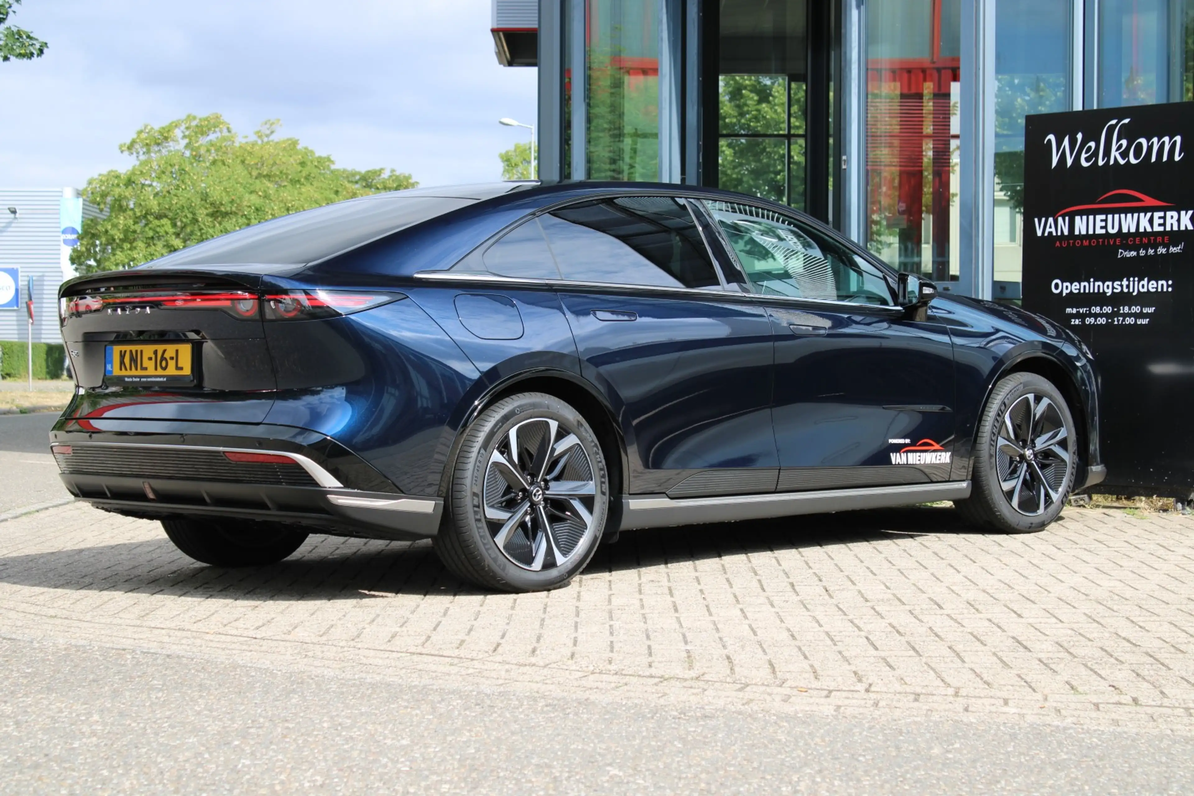 Mazda 6e Takumi 80 kWh | 552KM Range | 18% bijtelling | Car — photo 2