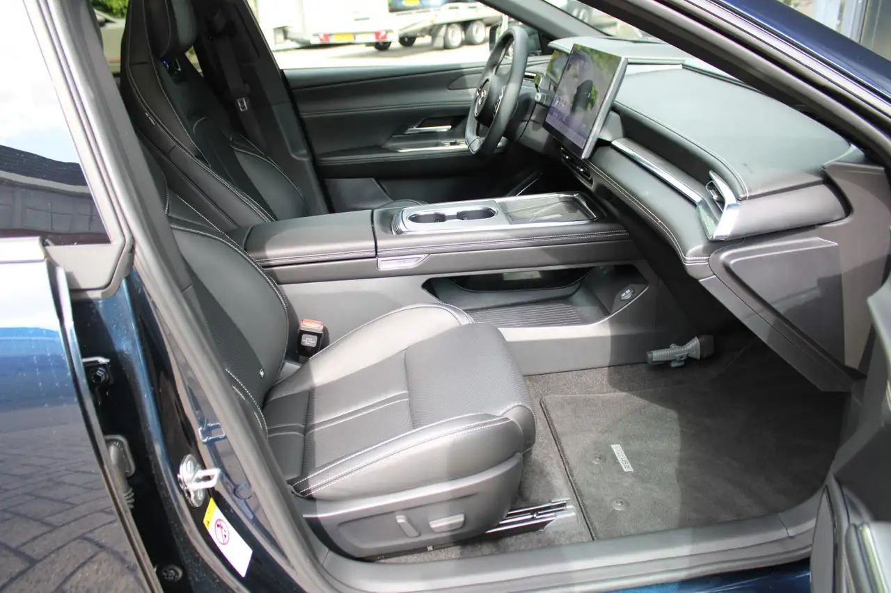 Mazda 6e 2026