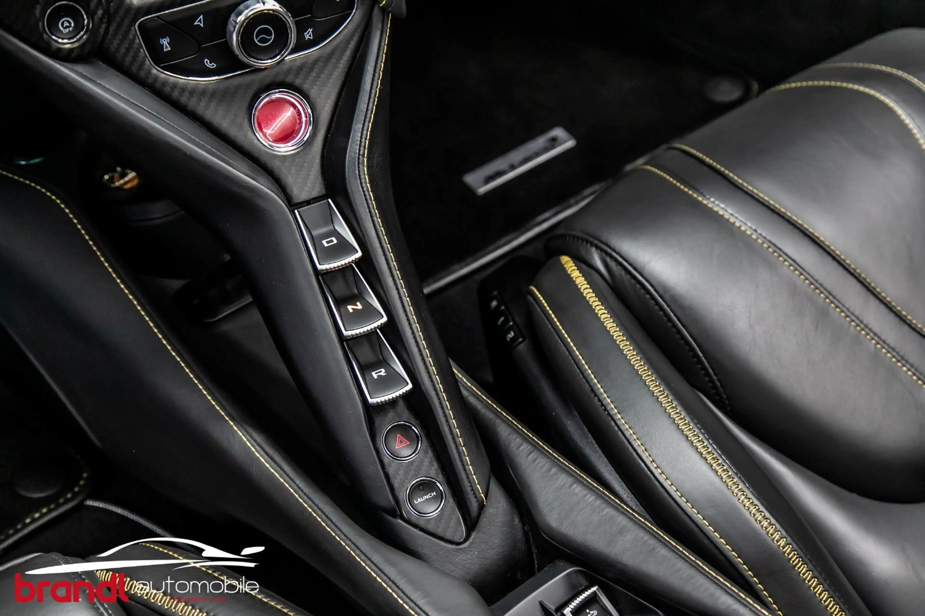 McLaren 720S / DE / British Racing Green / Lift / B&W — photo 29