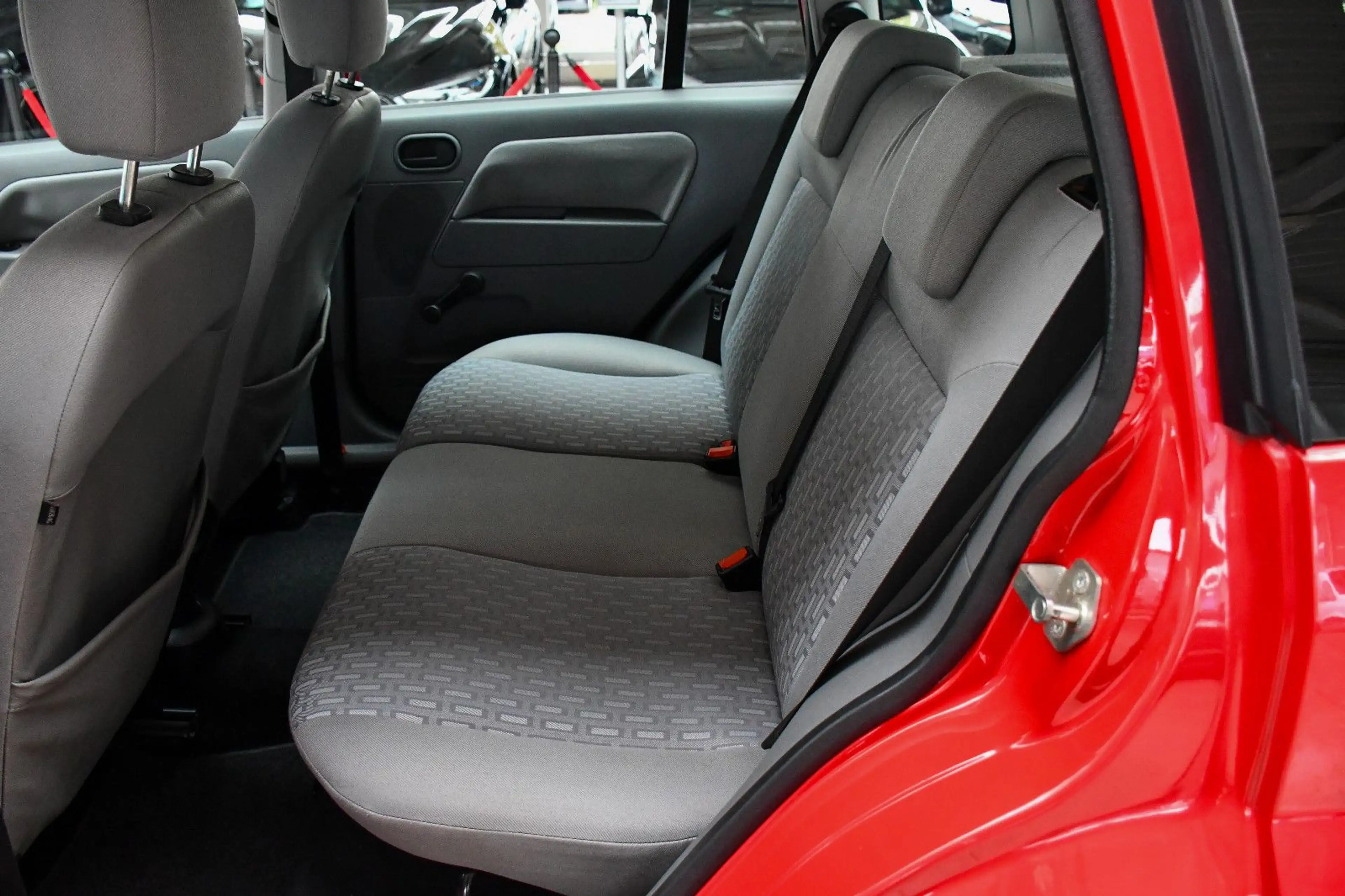 Ford Fusion Ambiente Automatik Diesel 1.Hand 58tkm! — photo 11
