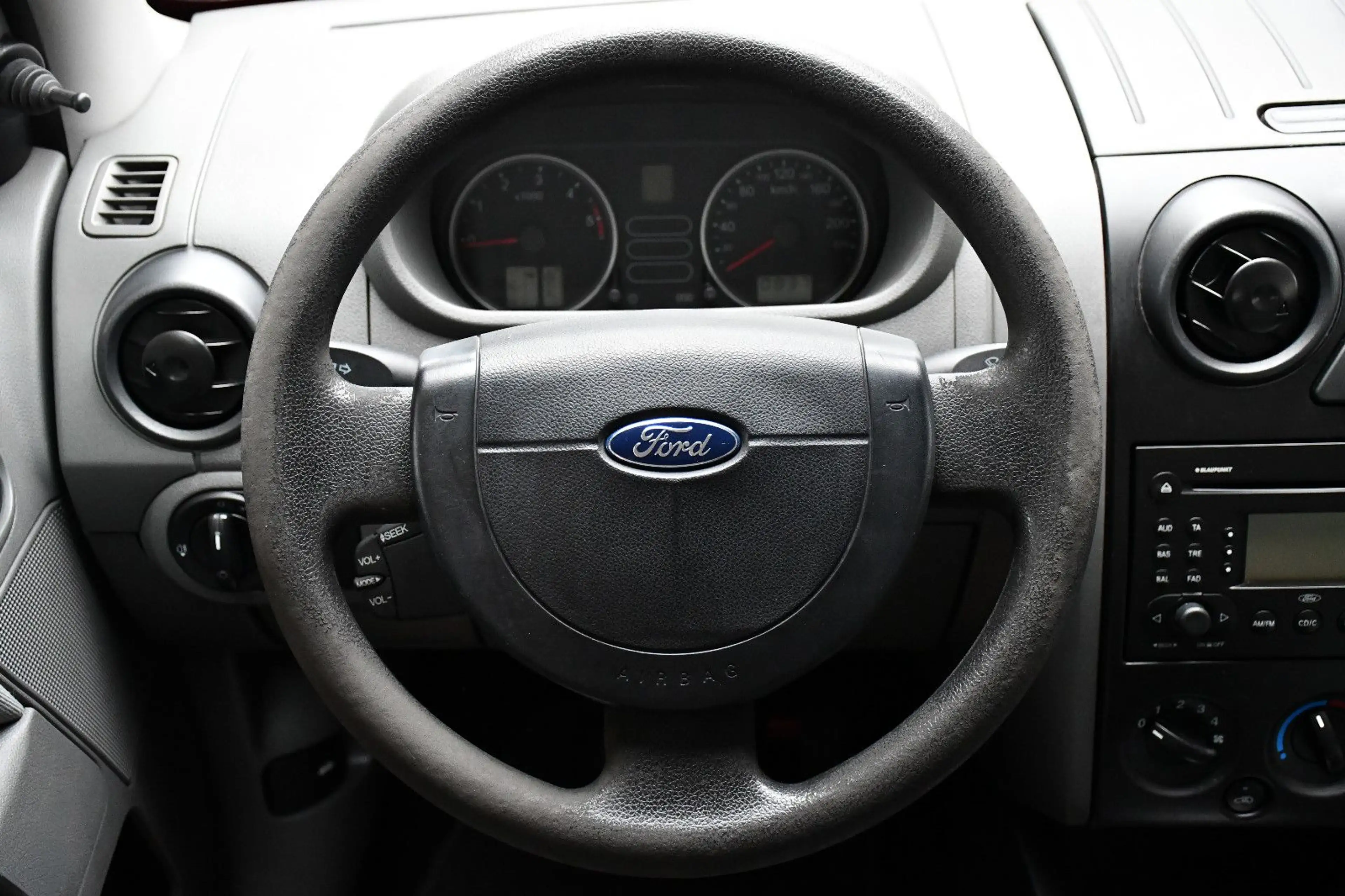 Ford Fusion Ambiente Automatik Diesel 1.Hand 58tkm! — photo 14