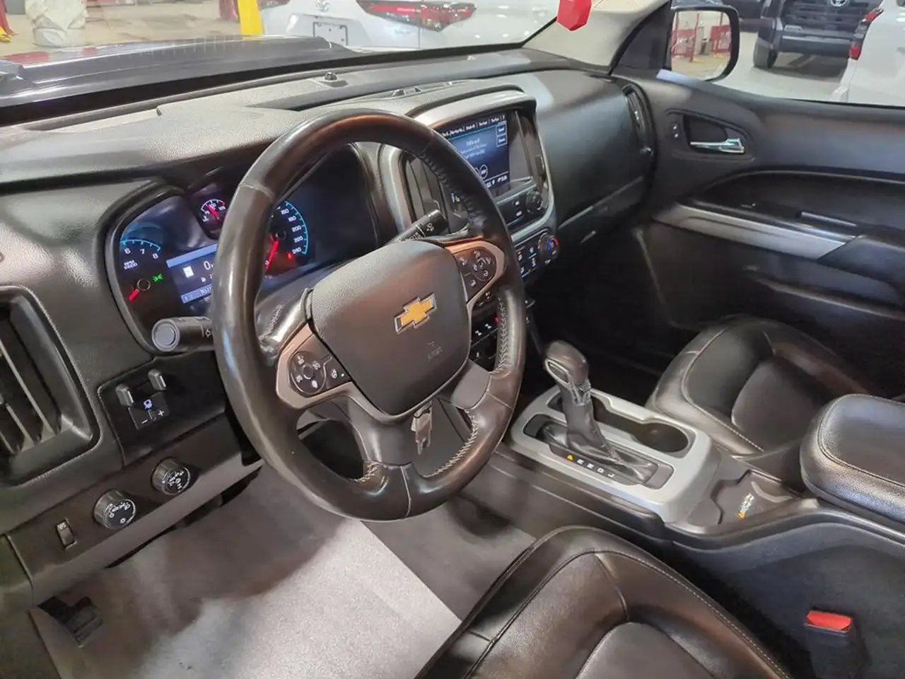 Chevrolet Colorado снимка Chevrolet Colorado