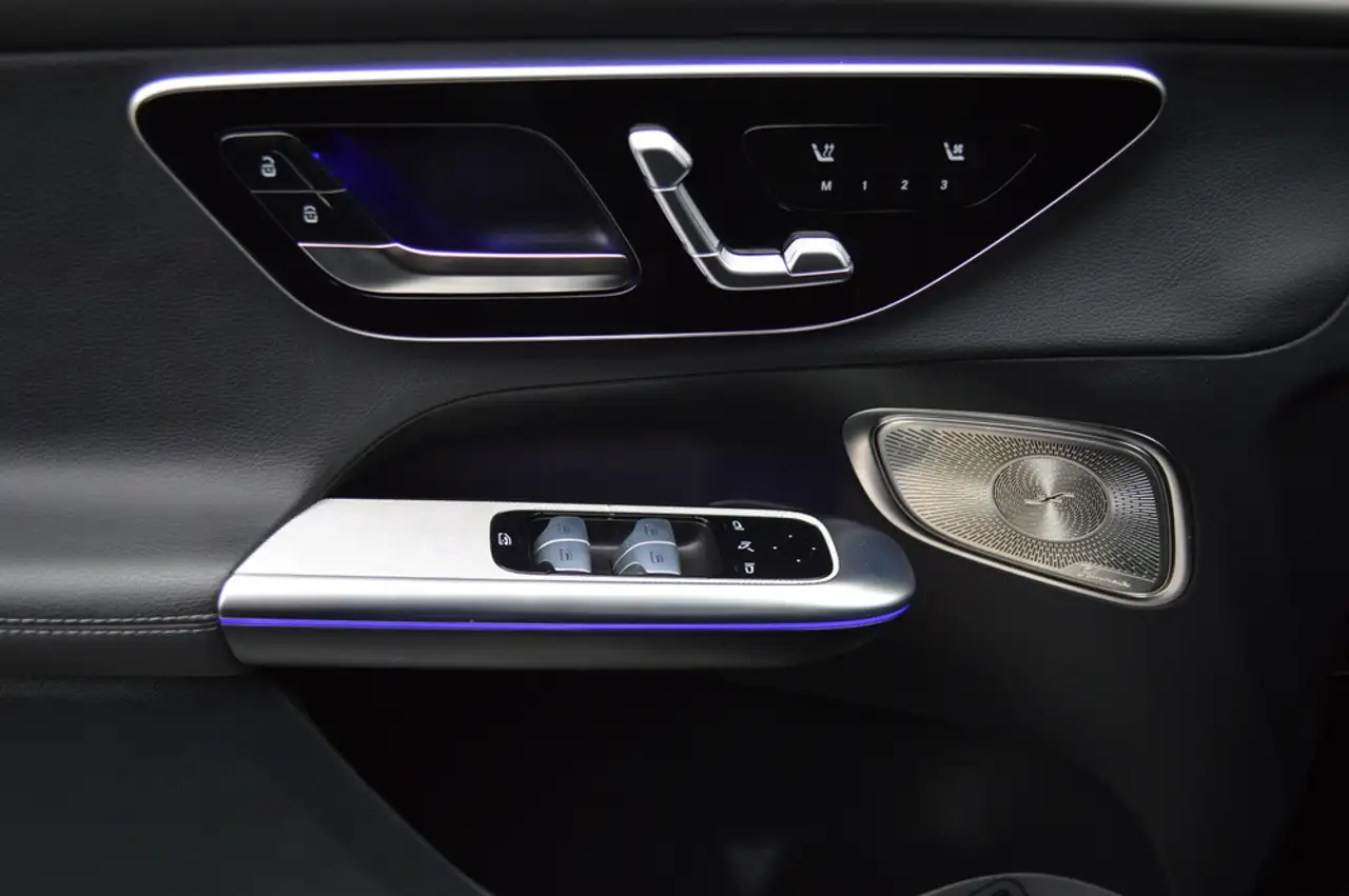 Mercedes-Benz GLC 400e 4MATIC AMG Led Leder Panorama Memory Luchtver, миниатюра 13