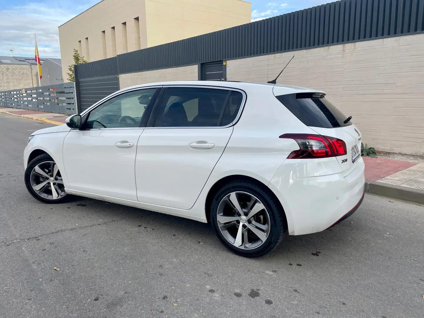 Peugeot 308 308 1.6BlueHDi S Blanco - 2