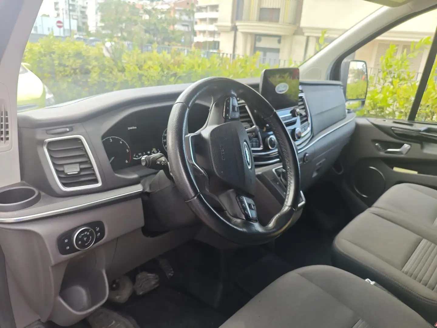 Ford Tourneo Custom custom 9 posti - 1