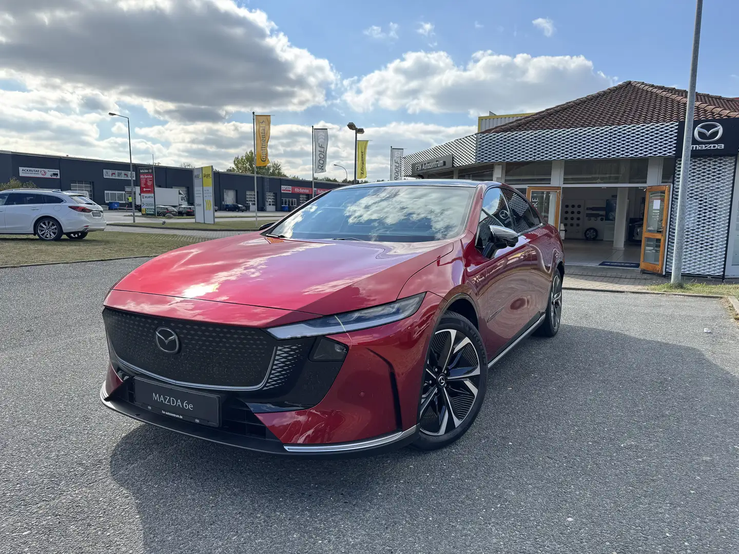 Mazda 6e EV 258PS AT Takumi LED 360° NAVI Rot - 1