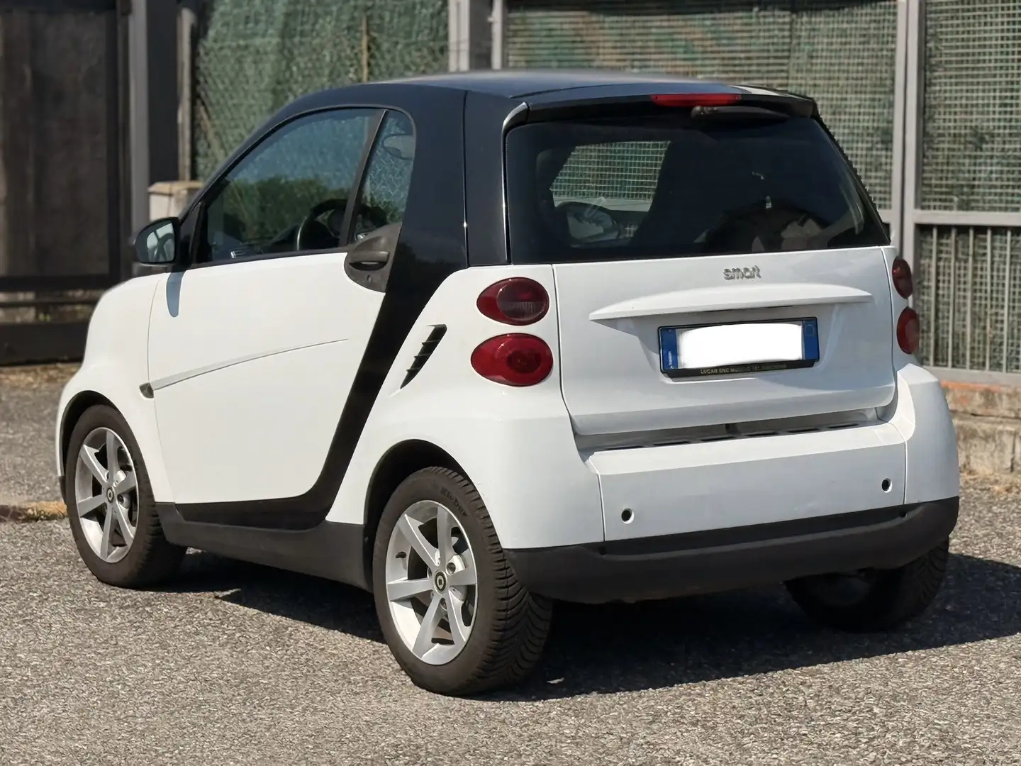 smart forTwo 1.0 mhd bianca lim 70cv - 2