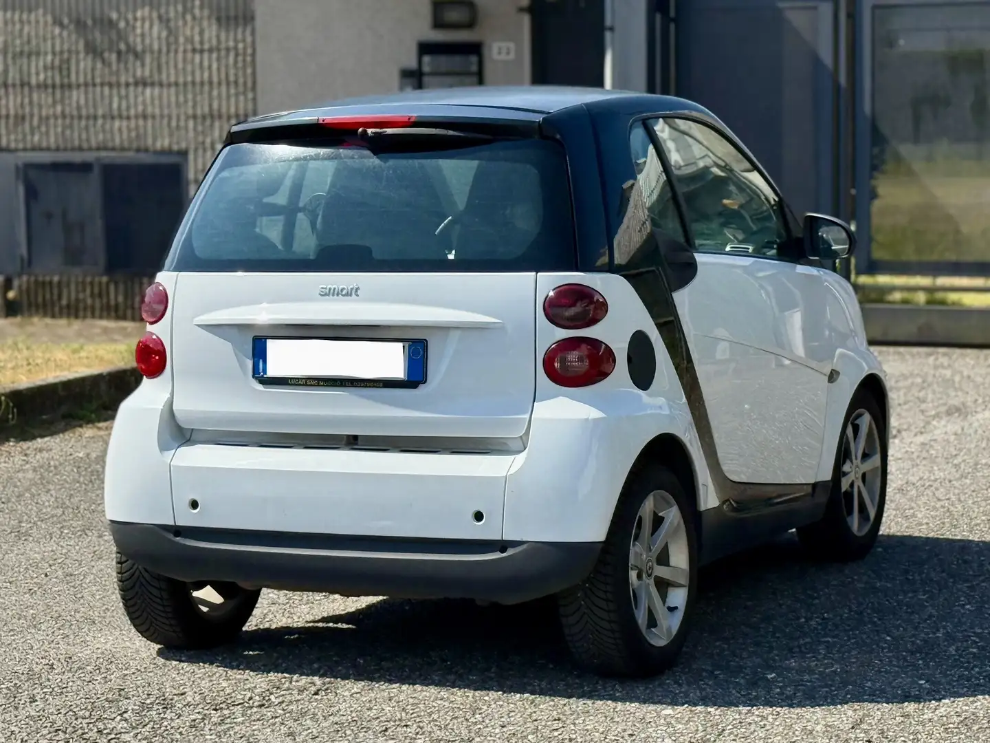 smart forTwo 1.0 mhd bianca lim 70cv - 1